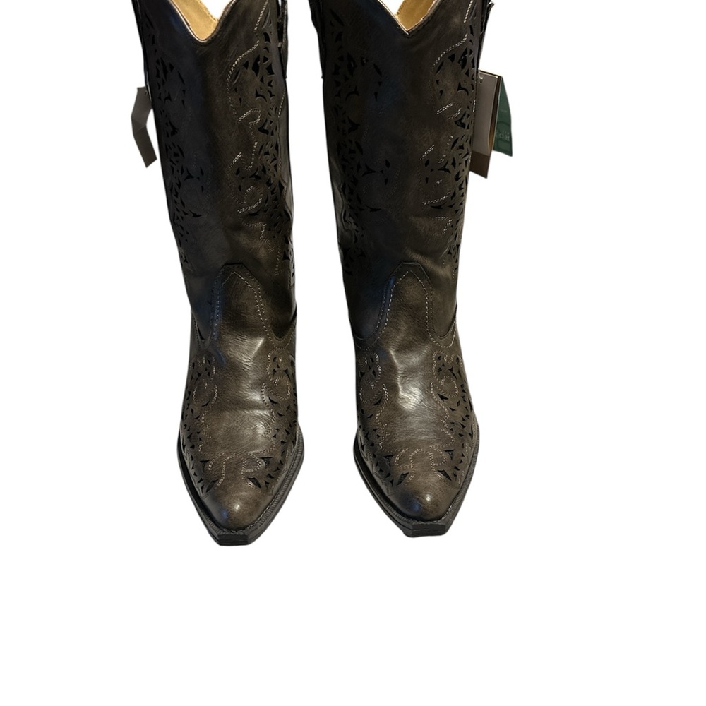 Roper Black Cutout Leather Heeled Boots